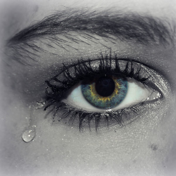 sad boy tears whatsapp dp pic 