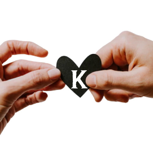 K dp - holding heart