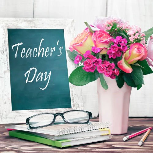 Teachers Day DP - bouquet background pic
