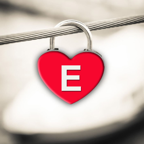 E Name Picture - lock shaped heart